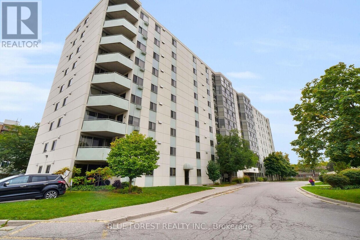 Photo principale - 127 Belmont Dr