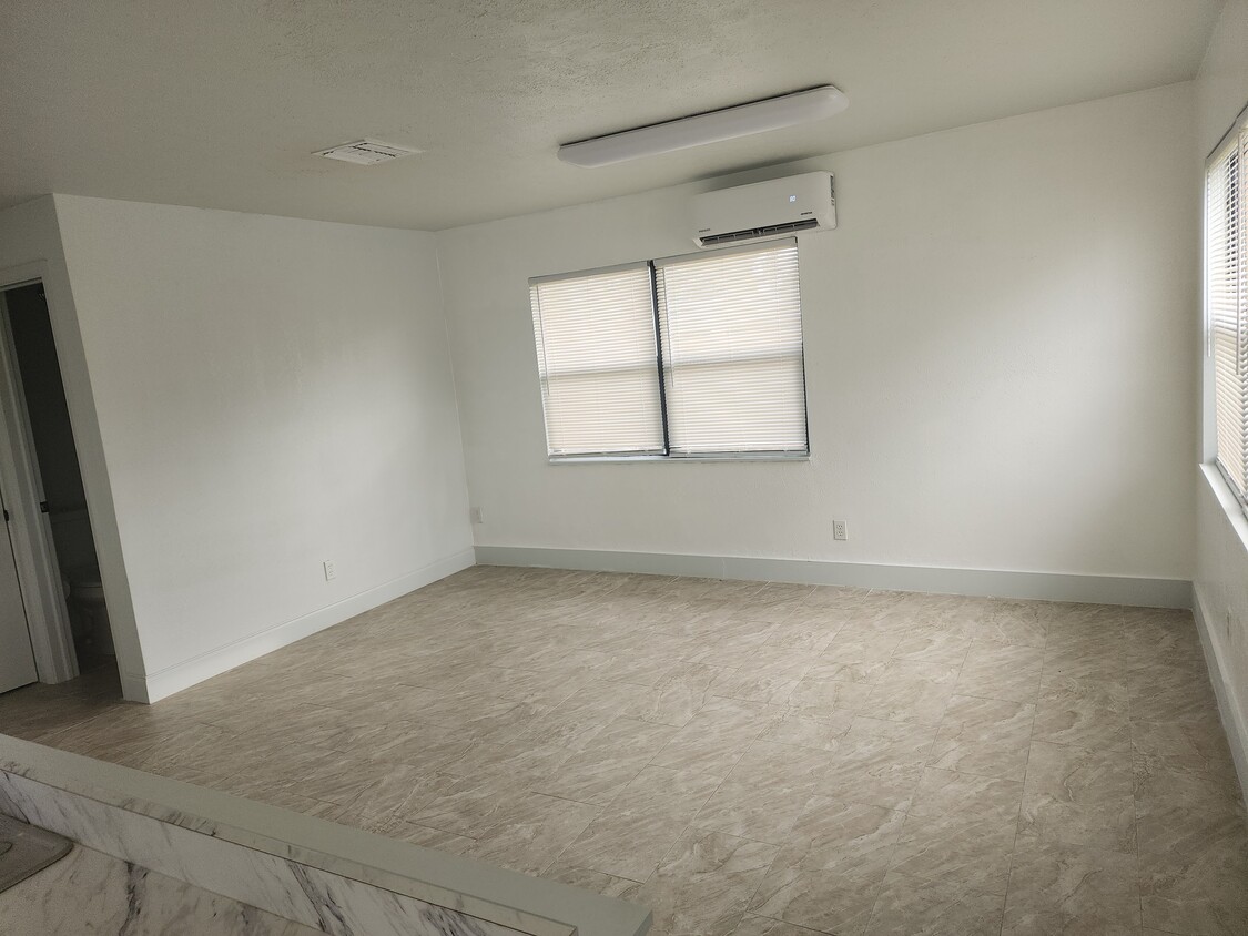 111 Andros St Unit 01, Lehigh Acres, FL 33936 Apartments in Lehigh