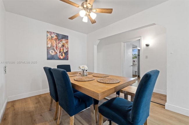 Building Photo - 2453 SW 17th St