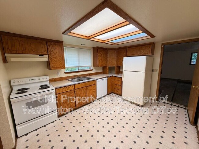 Foto del edificio - 9017 Wildwood Ave SW