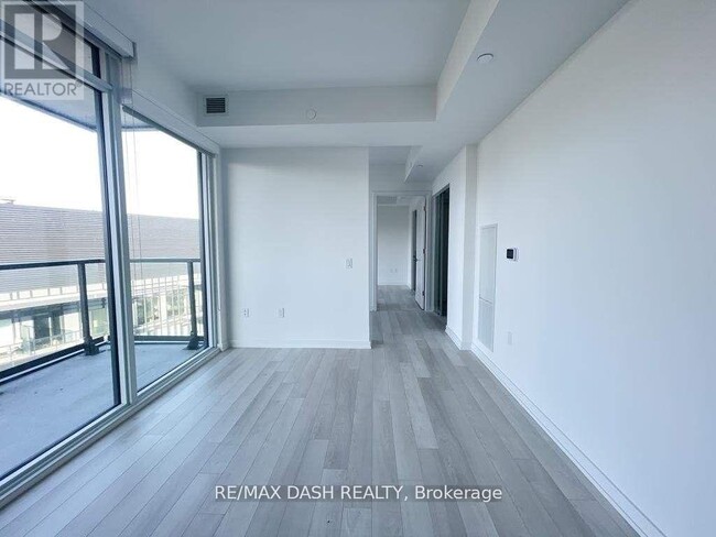 Building Photo - 48 Power St