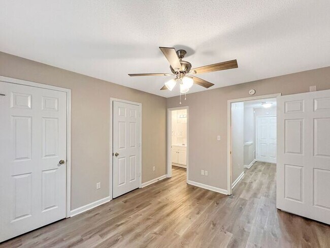 Foto del edificio - 3914 Santa Fe Loop