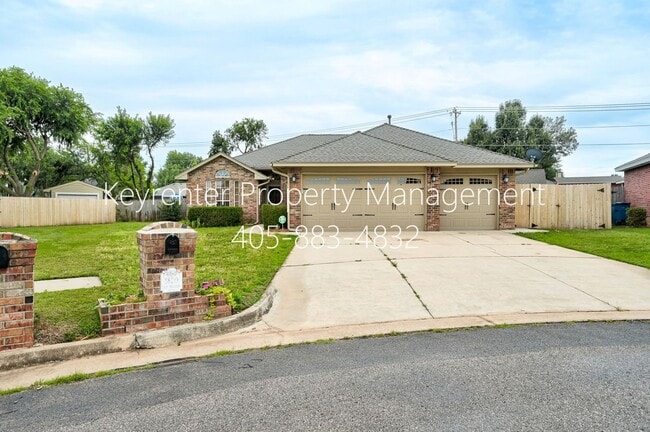 Building Photo - Amazing 4BD/3BTH home with a 3 car garage in the exclusive Cedar Pointe Gated Community!