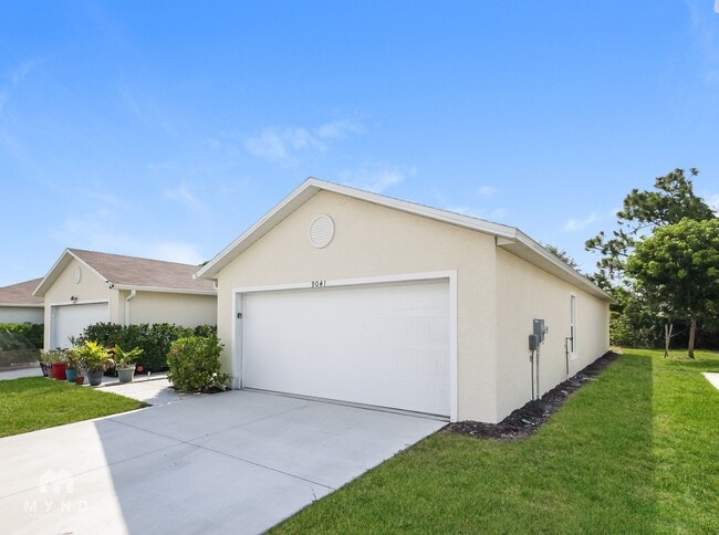 Building Photo - 9072 Aegean Cir