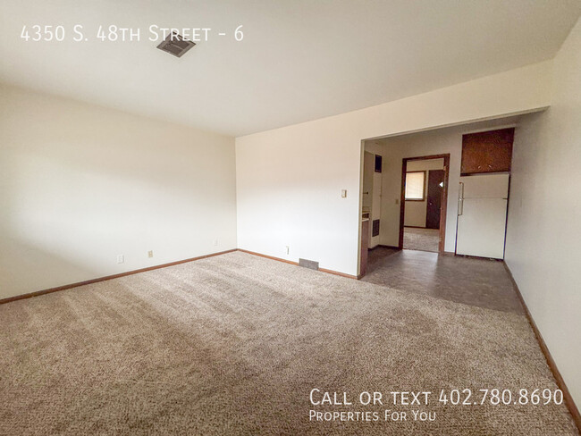 Building Photo - 1 Bedroom Near Union College!