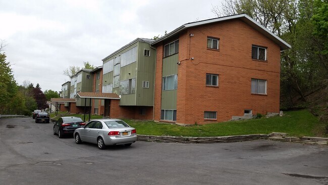 Fachada del edificio - 223 East Ave