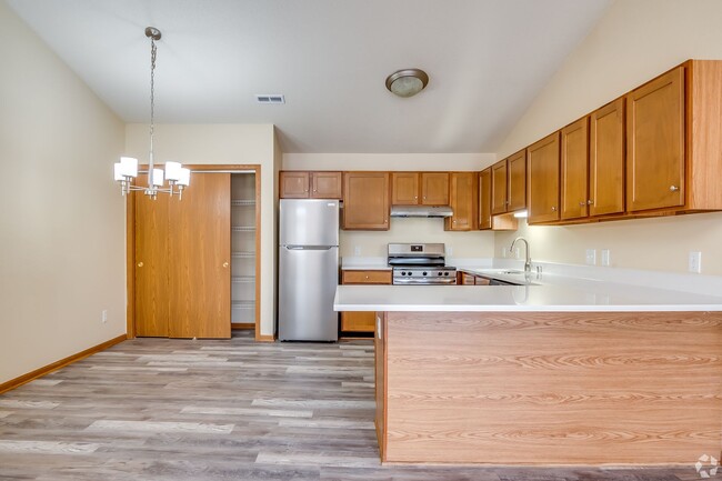 Foto del edificio - Modern 2-Bed/2-Bath Condo Style Apartments...