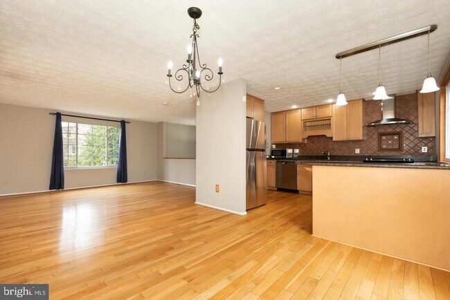Foto del edificio - 1126 Riva Ridge Dr