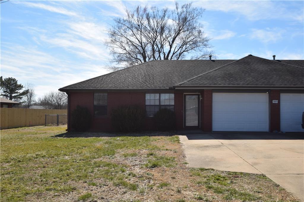 3697 Hill Rd, Springdale, AR 72764 Townhome Rentals in Springdale AR