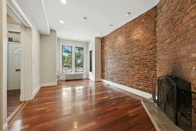 Foto del edificio - 1202 Florida Ave NE