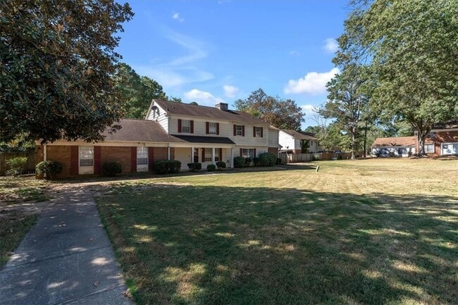 Foto del edificio - 2613 Stratford Ln