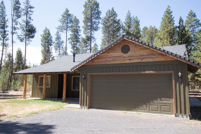 Building Photo - 54845 Tamarack Rd