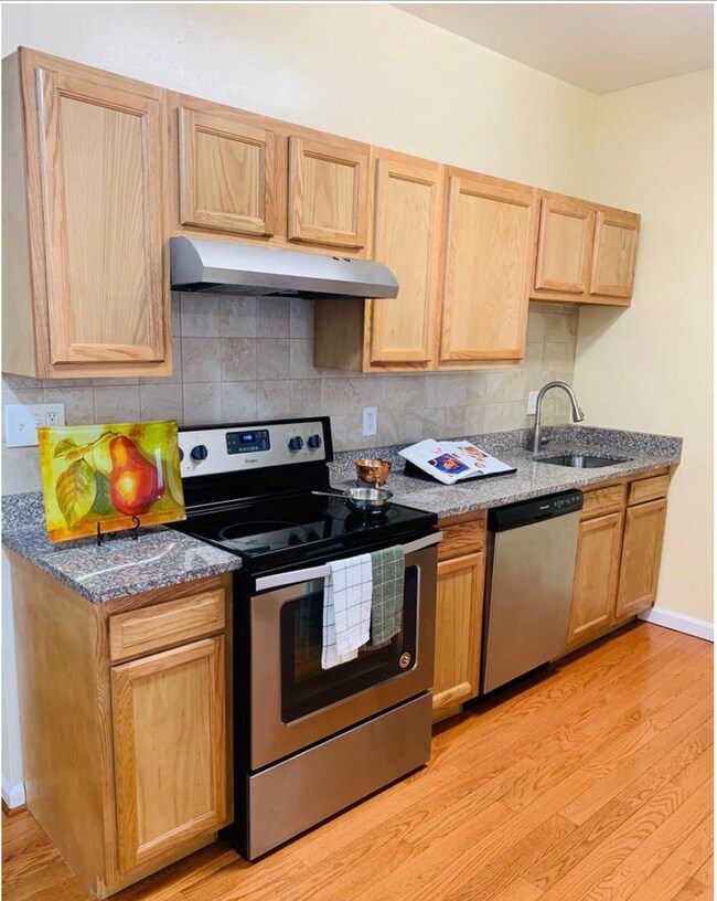 Foto del edificio - 3613 13th St NW