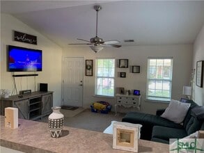 Building Photo - 205 Sonata Cir