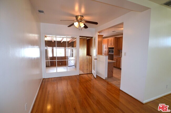 Foto del edificio - 2729 N Brighton St