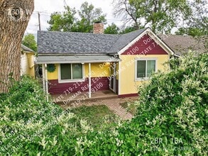Building Photo - 2305 W Cucharras St