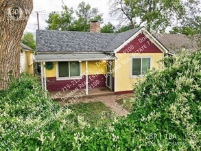 Building Photo - 2305 W Cucharras St