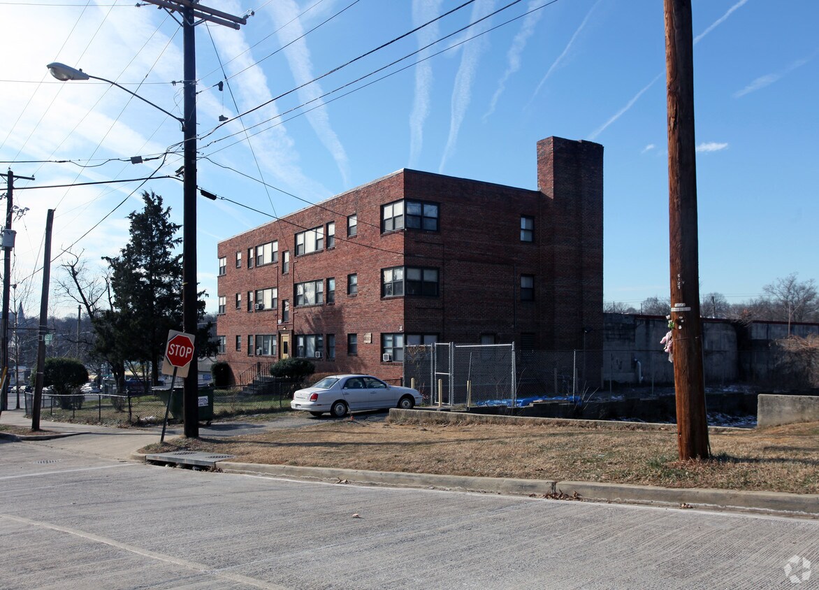 Foto principal - 20 Mississippi Ave SE