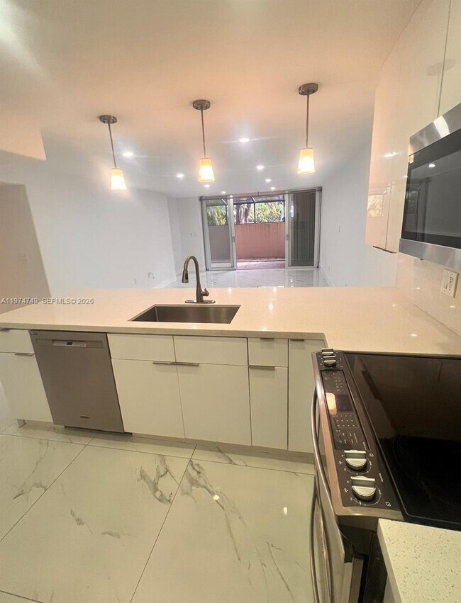 Foto del edificio - 10525 SW 112th Ave