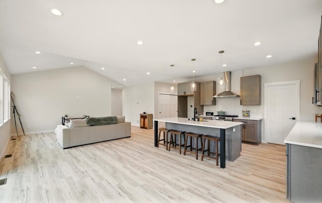 Building Photo - 5273 W Jaxton Cir