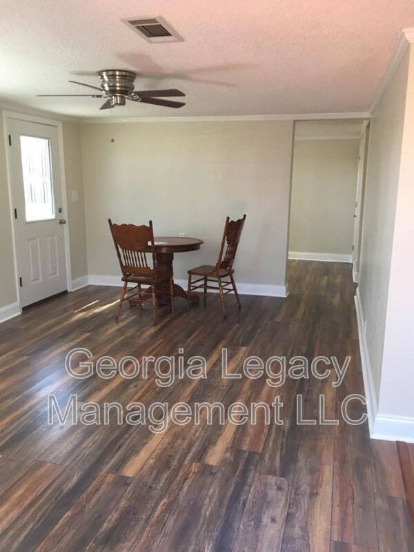 Building Photo - 3720 Lathem Creek Dr
