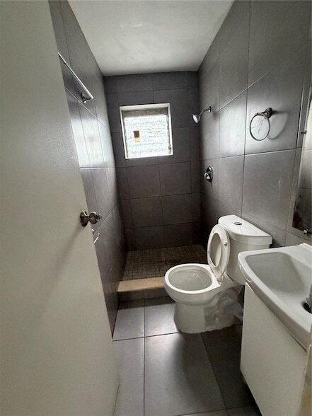 Photo - 515 N D St House