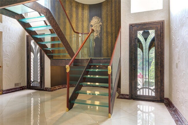 Foto del edificio - 415 Berry Hill Rd