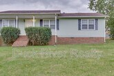Foto principal - 525 Woods Dr