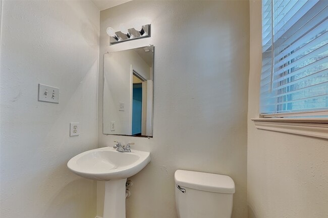 Building Photo - 14750 Autumn Glen Ct