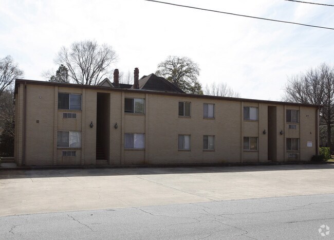 Foto del edificio - Uptown Apartments