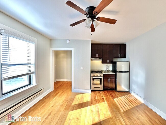 Foto del edificio - 623 W Patterson Ave