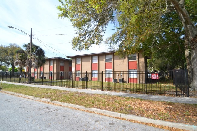 Building Photo - Apartments