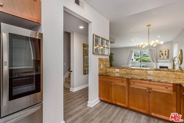 Foto del edificio - 11851 Laurelwood Dr