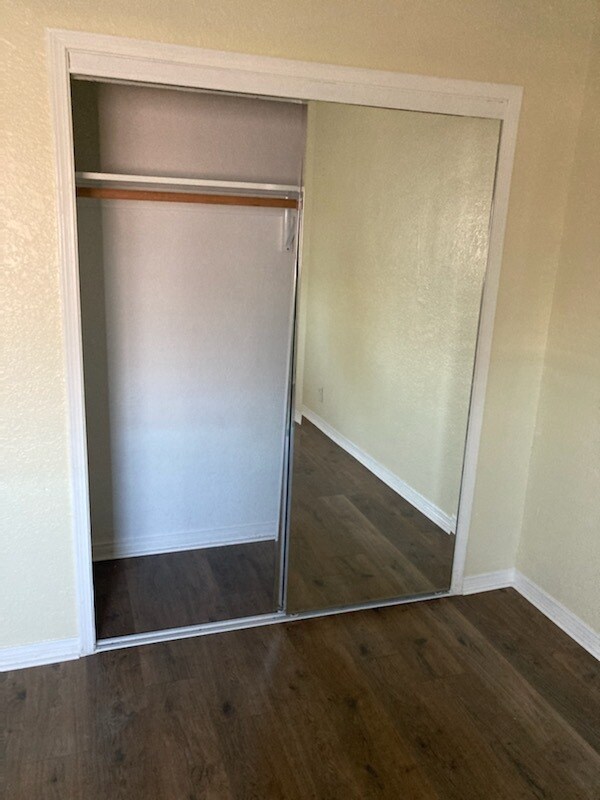 Master bedroom - 1334 W 104th St