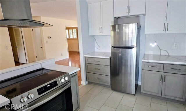 Foto del edificio - 657 Aurora Dr