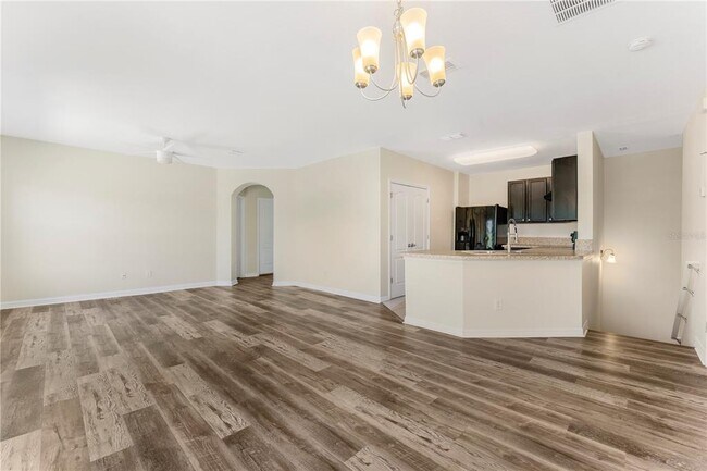 Foto del edificio - 3441 Seneca Club Loop