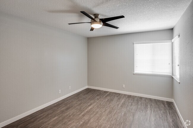 1HAB, 1BA - 694 ft² - The 3900