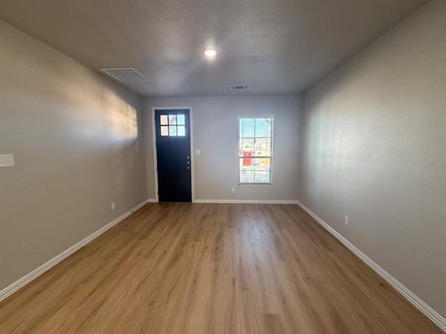 Foto del edificio - 464 Restoration Rd