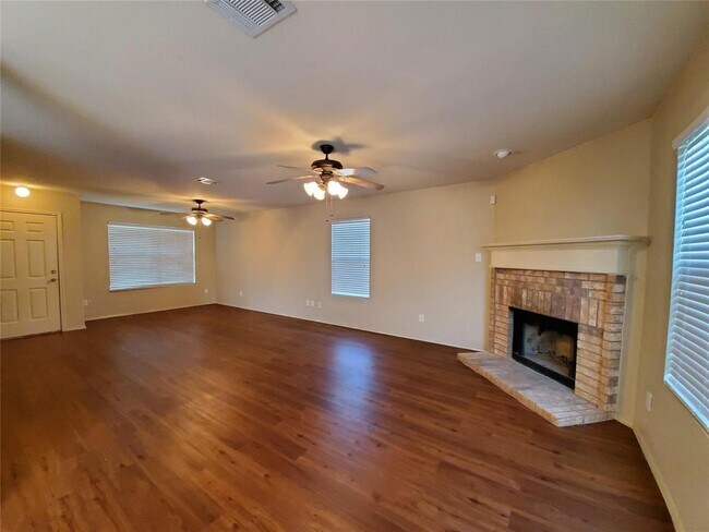 Foto del edificio - 1512 Sturgeon Trail