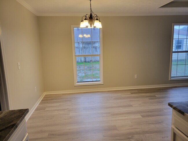 breakfast area - 119 Cedar Spring Cir