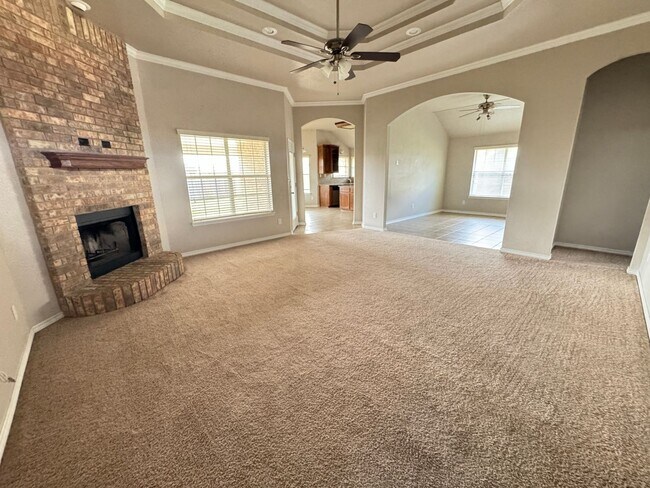 Building Photo - 360 Virtual Tour Available