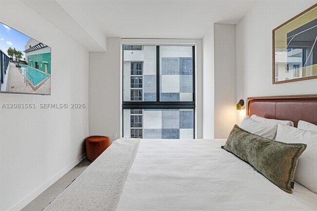 Foto del edificio - 11 NE 6th St