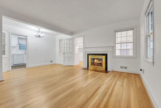 Foto del edificio - 5302 Baltimore Ave