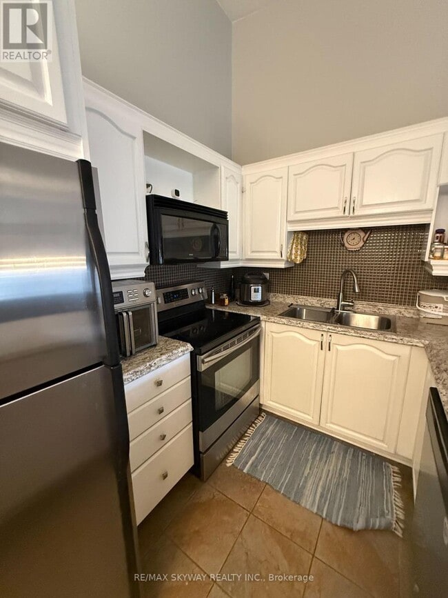 Building Photo - 4025 Kilmer Dr