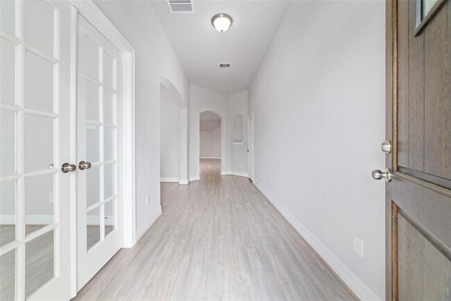 Foto del edificio - 3230 Andlor Hills Dr