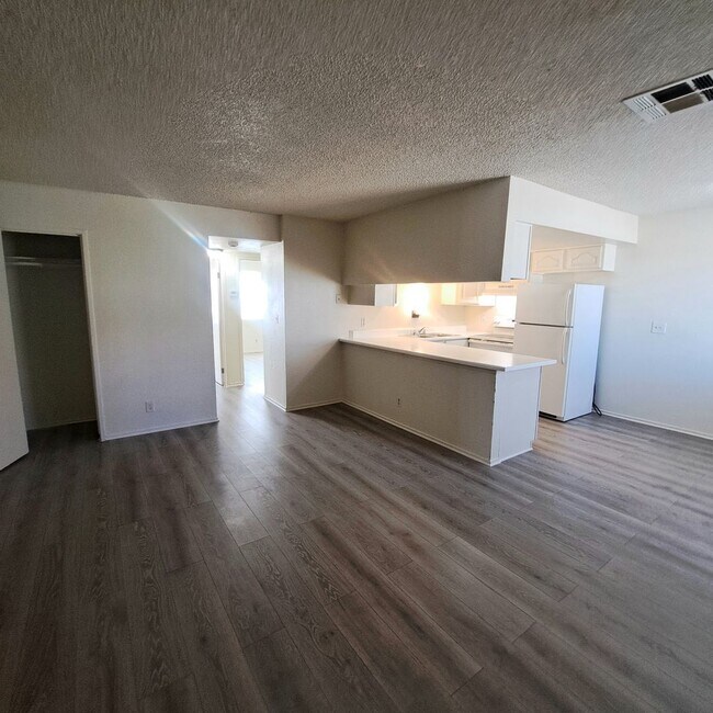 Foto del edificio - 156 Judy Ln