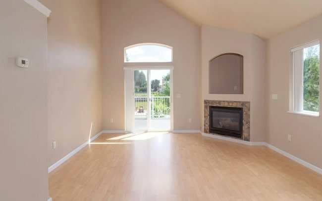 Building Photo - 3612 E Moody Rd