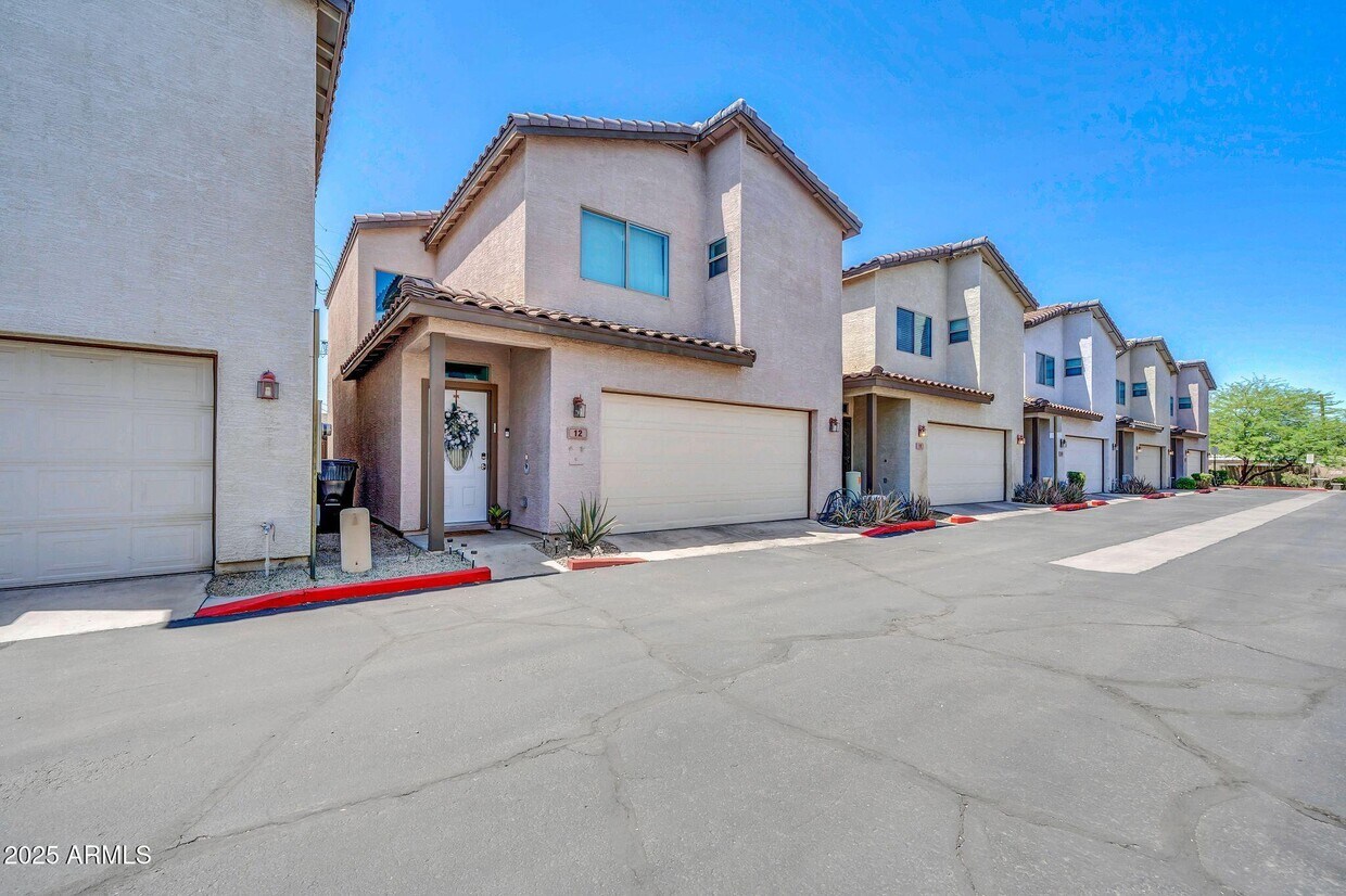 Foto principal - 3034 N 39th St