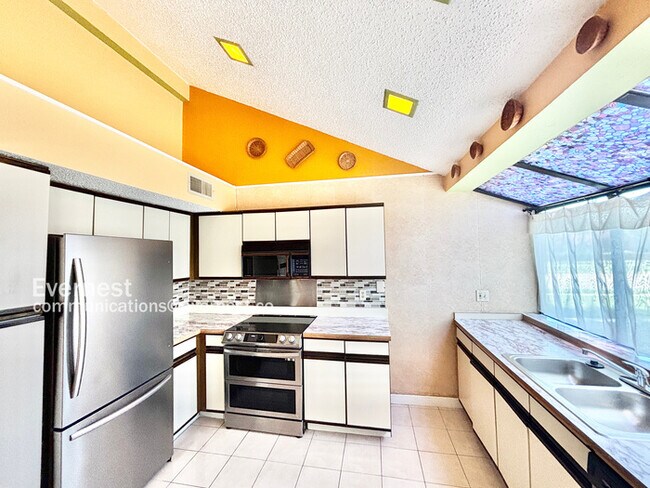 Foto del edificio - 503 Ranch Trail