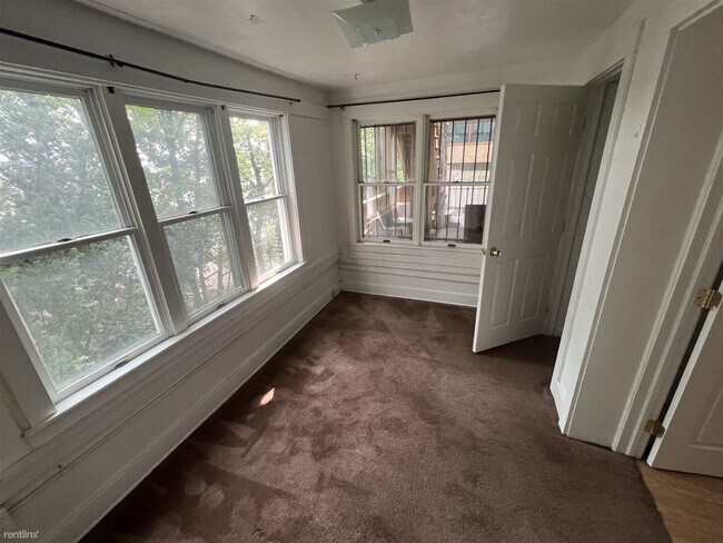 Foto del edificio - 2 br, 1 bath 4plex - (Oakland)(pitt)(cmu)c...